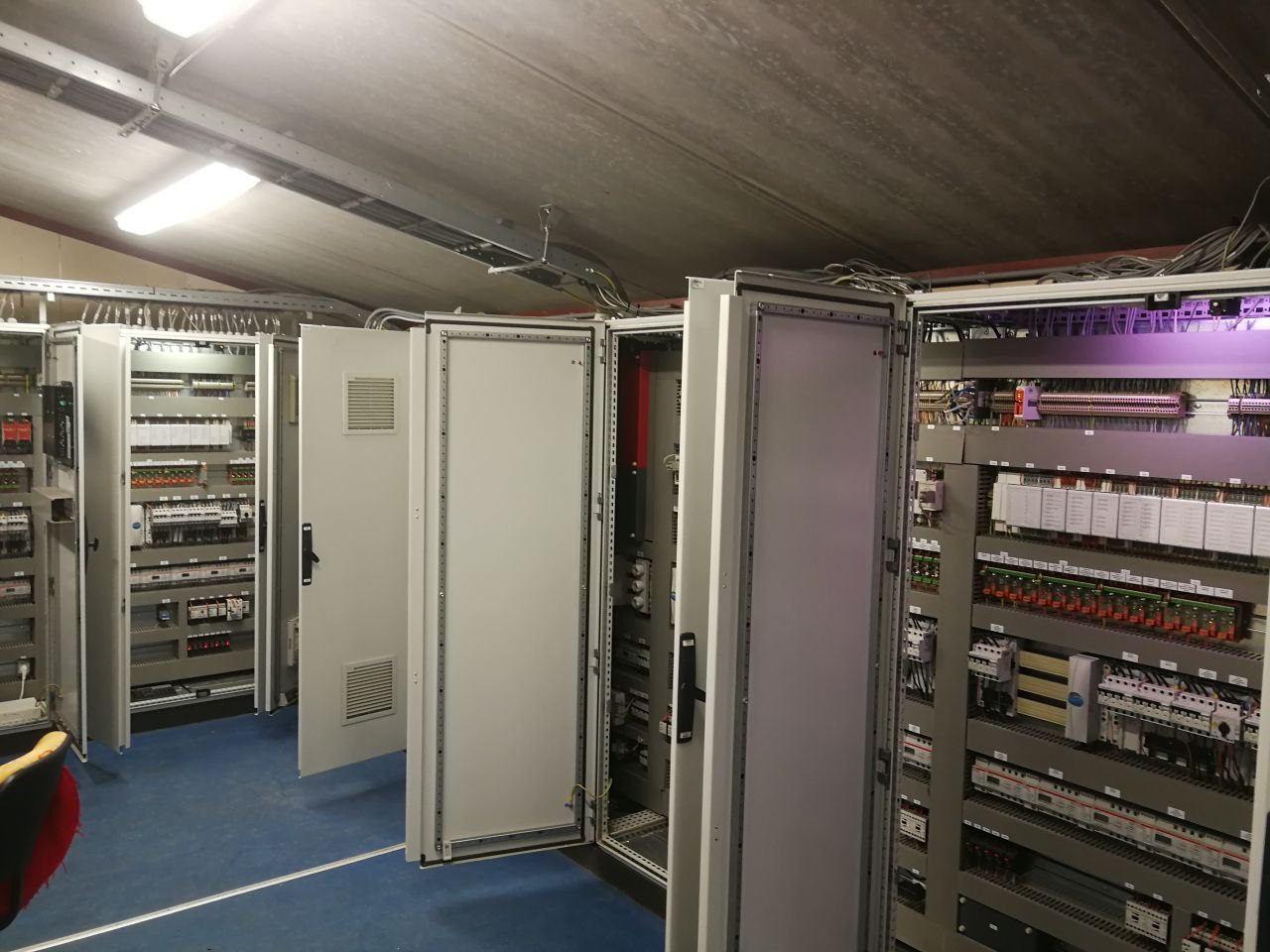 Bedrijfsinstallaties helpen verduurzamen, dat is wat Meraks doet.